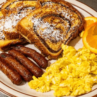 Cinnamon Raisin Breakfast Plate
